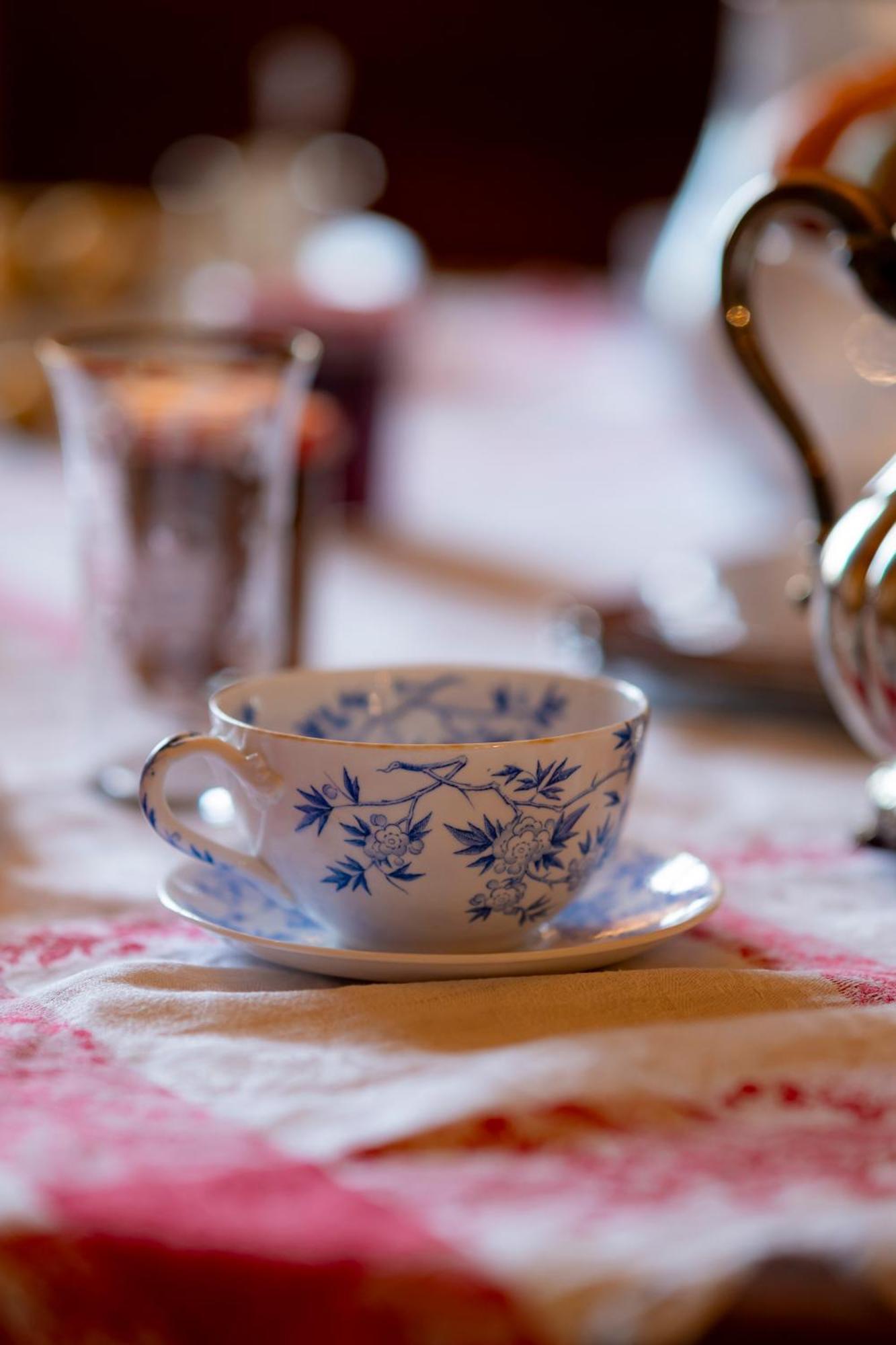 Bed and Breakfast Domaine De Montclair Pommiers  Экстерьер фото